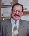 Estuardo Behrens